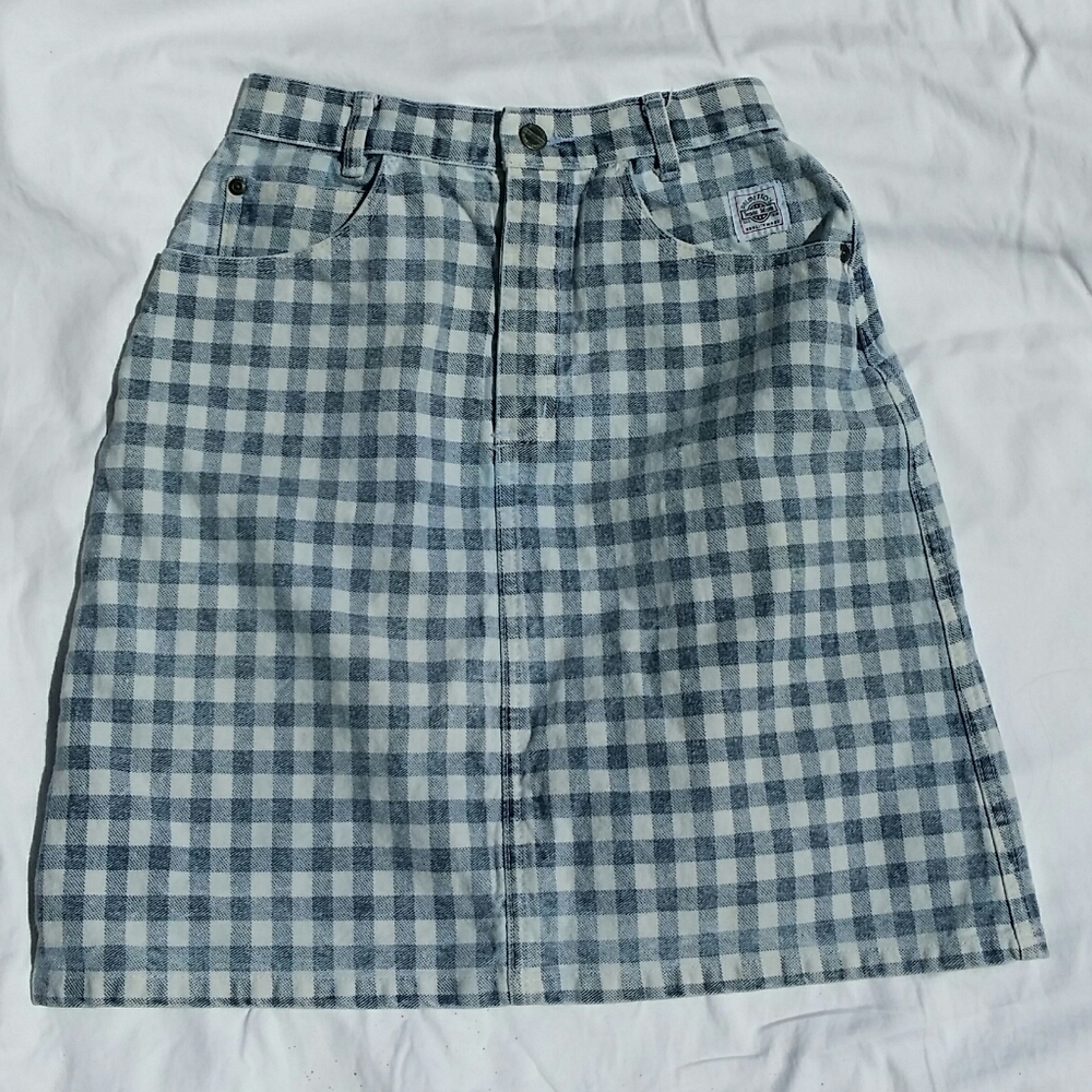 Temporarily unavailable: Vintage 1980's denim skirt